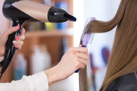 Meluruskan rambut dengan kreatin treatment bisa dibilang sedikit lebih aman dan sehat bagi rambut dibandingkan dengan melakukan rebonding. 7 Petua Rambut Lurus Semulajadi Bersinar Tanpa Ke Salon