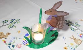 Genau wie große kerzen lassen sich auch kleine teelichter selber machen. Osterdeko Basteln Mit Kindern Selbst De