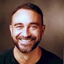 Mario Araque's Instagram, Twitter & Facebook