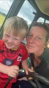 This is one very mischievous little boy 😂😂😂 muck spreading with the  Tasmanian devil 😂😂😂 #farmlife #muckspreading #schoolholidayfun