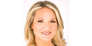 Sarah Robitaille, Lic. Assoc. RE Broker