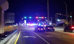 Two fbi agents were shot and killed and others injured while serving a warrant at a sunrise home near nob hill road and northwest 44th. Miami Shooting Dramatic International Airport Shoot Out Leaves One Dead World News Express Co Uk