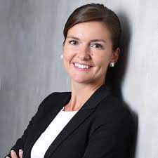 Send money internationally, transfer money to friends and family, pay bills in person and more at a western union location in karlsbad, bw. Christine Beer Vermogensmanagerin Baden Wurttembergische Bank Bw Bank Xing