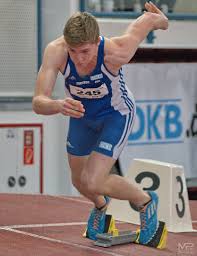 Start 200 Meter Sprint Der Manner Foto Bild Sport Laufen Indoor Bilder Auf Fotocommunity