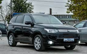 Originele nederlandse auto met 4 nieuwe vredestein banden, deze auto is dealer onderhouden en het service boekje is aanwezig , de. Mitsubishi Outlander Phev Probleme Costuri È™i SoluÈ›ii