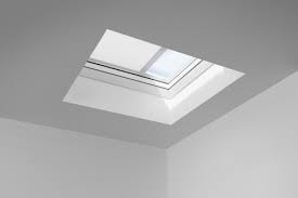 Velux gardiner tilbyder effektiv solafskærmning og varmeisolering, der passer til ethvert behov. Bauwelt Elegante Optik Smartes Design Das Flachdach Fenster Konvex Glas Von Velux