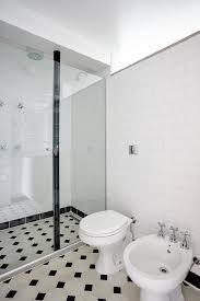 Resultado De Imagem Para Piso Para Sala Preto E Branco Banheiro Preto Banheiro Preto E Branco Decoracao Banheiro Pequeno