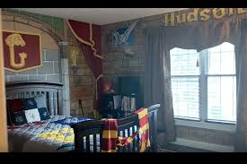 Using items from primark, wayfair, and i've collected harry potter merchandise for a number of years now and i wanted to display it all, so i came up with the idea of using it all to decorate. See This Lucky Nj Kid S Amazing Harry Potter Inspired Bedroom