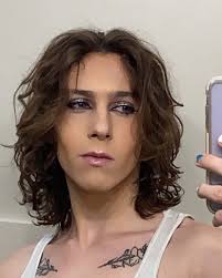 Tyler (@tyler.easley) • Instagram photos and videos