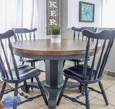 Seven Beautiful Ideas For A Farmhouse Style Table In Your Home Look No Further For Inspirati Pedestal Kitchen Table Painted Kitchen Tables Kitchen Table Redo
