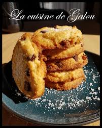 Cookies A La Noix De Coco Et Pepites De Chocolat La Cuisine De Galou Pepite Chocolat Cake Poire Recette Cuisine Facile