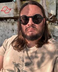 Lucas Logan Manzatto (@loganmanzatto) • Instagram photos and videos