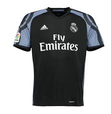 März 1902 als madrid fútbol club, ist er zu einem der erfolgreichsten europäischen fußballvereine des 20. Trikot Real Madrid 2016 2017 Third Original Online