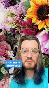 Sue Hare's Instagram, Twitter & Facebook