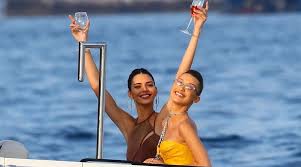 Ben simmons' sister has got the nba star's back. Kendall Jenner And Bella Hadid Sipping Wine On A Yacht Is Now On My Summer Mood Board