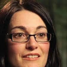 Paulette Frank's Instagram, Twitter & Facebook