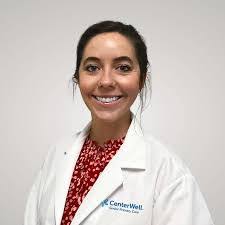 Laura Brant's Instagram, Twitter & Facebook