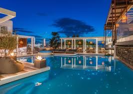 See the best mykonos hotels close to beaches, boating, & attractions like panagia paraportiani & windmills of mykonos. Reviews The 20 Best Mykonos Hotels With Private Pool
