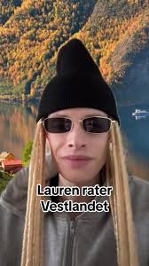 Jeg blir bare mer og mer Kevin Lauren for hvert klipp i denne videoen. #fyp  #parodi #tiktoknorge