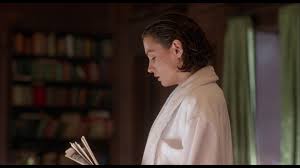 Harry gets more than he bargains for when he encounters philip swan (kevin j. Lord Of Illusions 1995