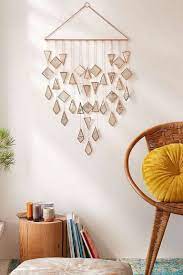 45 Inspiring Cool Wall Hanging Decor Ideas Without Spending Money Decoration Decoratingideas Homedecorideas Hanging Wall Decor Cool Walls Wall Hanging