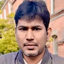 Grateful to be graduating from Queen's University Belfast First Class  Honours with the Cecil Wilson prize for best overall result in Masters of  Chemistry with a distinction in Spanish.