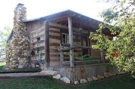 We strive to provide each of our visitors with an experience that would make even the most discriminating nobility feel at home. Wasserfall Cabin Picture Of Barons Creekside Cabin Resort Fredericksburg Tripadvisor