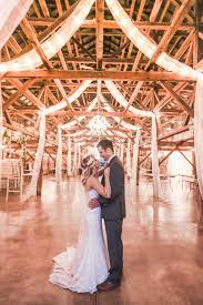 The Journey Home Wedding Venue Kansas City Wedding Kansas City Wedding Venue Outdoor Kansas City Wedding Venues Outdoor Wedding Venues Wedding Photoshoot