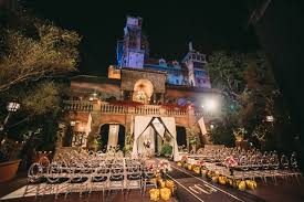 Tower Of Terror Courtyard Disney S Hollywood Studios Fairytale Weddings Guide Disney World Wedding Disney Wedding Venue Tower Of Terror