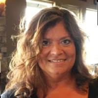 Shari Monroe's Instagram, Twitter & Facebook