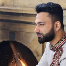 So excited I can finally share this….I'm joining the Dutton family in the  Yellowstone prequel, 1883, coming to Paramount+! And my incredible wife  Faith Hill will be playing Margaret Dutton!!