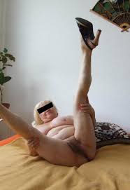 Rencontre mamie sexy. Grand-mère coquine à Nancy (64 ans)