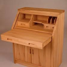 Uit stoelen, kasten, banken, tafels, bureaus en trolleys, veelal met een retro design. Dyrlund Mobel Bodesign Mobel Qualitat Aus Kiel