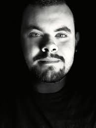 Andre Guerra (@andredoesphoto)