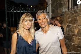 View all mélanie page tv. Exclusif Nagui Et Sa Femme Melanie Page People Assistent A La Soiree D Ouverture Du Festival De Ramatuelle Avec La Representation De La Piece Edmond Le 1er Purepeople