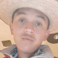 30+ "Anderson Quiñonez" profiles