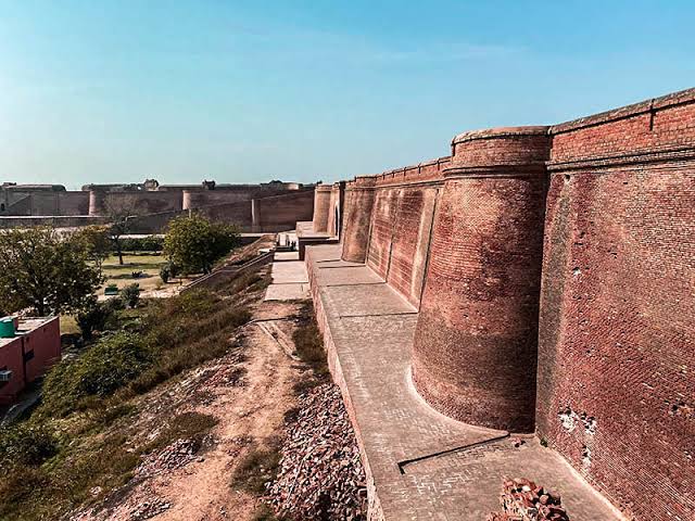 Amritsar to Bathinda Taxi Service