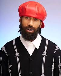 These are two great selfless YORUBA music artists Davido Olamide who helps  without tribal or cultural sentiments unlike the south South and the South  East counterparts who are renowned to be very