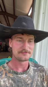 #stitch with @wesley.greenlee24 #fyp #relatable #bluecollar #lineman #fup  #relationship #linemanissues #datingadvice #perdiem