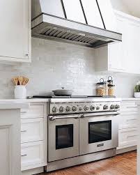 Selbstklebende folien oder glas spritzschutz für deine küche. Creative Kitchen Designs With Geometric Tile Patterns Kitchen Backsplash Trends Modern Kitchen Backsplash Contemporary Kitchen Backsplash