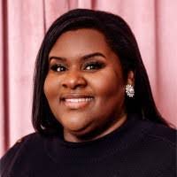 Tara Lanier's Instagram, Twitter & Facebook