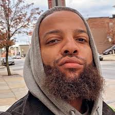 DISCUSSION**** ****NON-BATTLE**** Who is the BIGGER boy-scout? And Why?  Superman or Captain America? *****DISCUSSION**** ****NON-BATTLE****