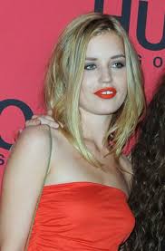 Tom petty's daughter annakim violette posted a photo of the rolling stones frontman mick jagger in bed on saturday, and tagged keith richards in the post. Zahnlucken Wie Die Popikone Madonna Eine Hat Sind Kult Der Kieferorthopadie Zum Trotz Stehen Viele Promis Zu Ihrem Rotzigen Grundschul Look Stuttgarter Zeitung