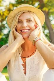 Knowing the best online dating sites for over 60 and the ability to present themselves in profiles helps to establish virtual contacts. Vulnerable 60s Qualitative Analysis Sites Over Sixty Dating Sites