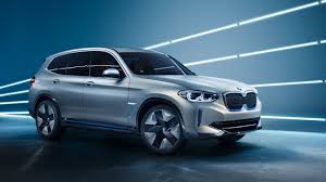 Facelifted bmw ix3 suv spotted ahead of 2022 launch. Weltpremiere Ix3 Das Ist Der Erste Elektro Suv Von Bmw Auto Und Technik Gq