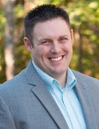 Derek Browning's Instagram, Twitter & Facebook