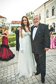 A lánchíd felújítási tenderét visszadobta a hatóság, karácsony gergelytől akár mészáros is bejelentkezhet. Varkonyi Andrea Es Meszaros Lorinc Hazassagi Szerzodese Kerdeses Blikk