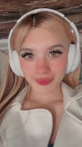 Yessica Falcon's Instagram, Twitter & Facebook