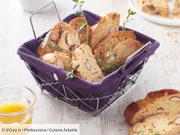 Croquets Aux Amandes Et A La Sarriette Recettes Recette En 2020 Recette Croquet Recette Recettes De Cuisine