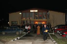 Se ofera 1800€ si carte de munca , 2 luni max de lucru cu 2 sapt repaus transport de la camion si la camion in sarcina firmei. Sannicolau Mare 305600 Romania Mapio Net